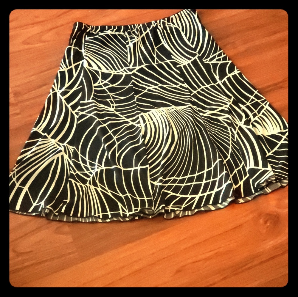 Molly and Maxx black and white knee length skirt.